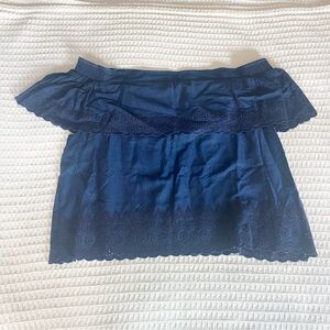 Gap off the shoulder dark indigo eyelet trim top size XL